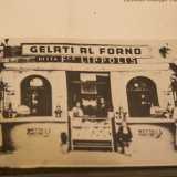 Nella hall dell�albergo Adria (fondato da Lippolis) � infatti possibile ammirare alcune fotografie che ritraggono sia il pasticciere che lo �stand� messo su durante la Fiera...